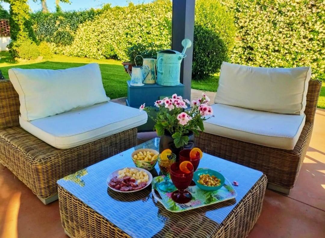 Villa Albina La Loggia 외부 사진